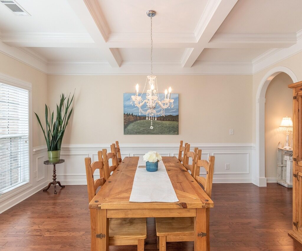 Moulures et Cimaises